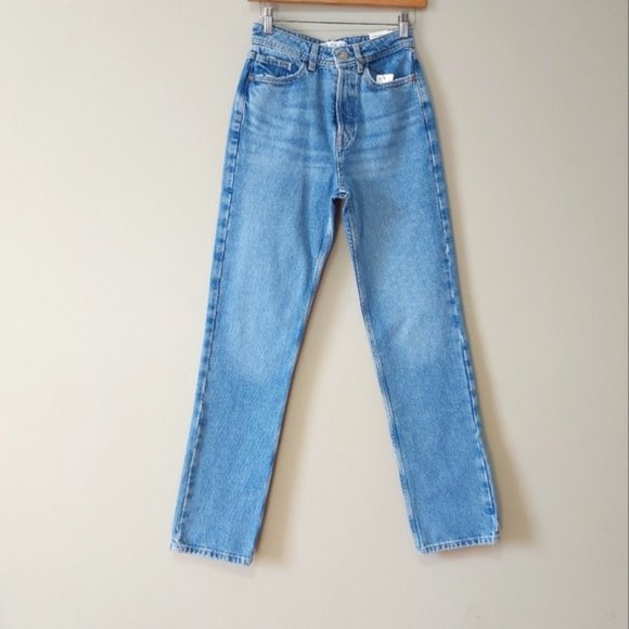 Zara Denim - Zara Women's Jeans High Rise Straight Leg Size 2 Medium Wash Distressed Denim